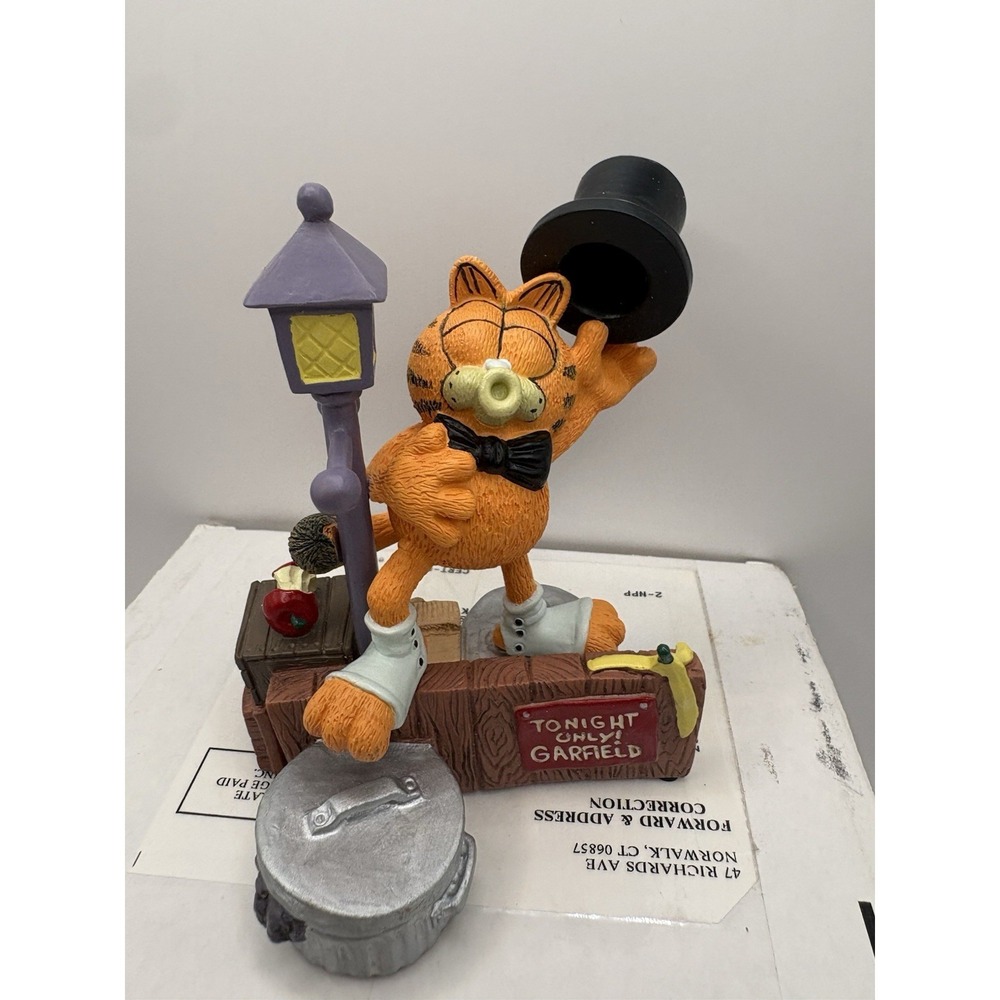 Vintage Danbury Mint Garfield Midnight Serenade Figurine By Jim Davis  4 1/2"